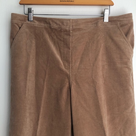 St. John Sport size 12 Beige Straight Leg Corduroy Dress Pants - Picture 2 of 9